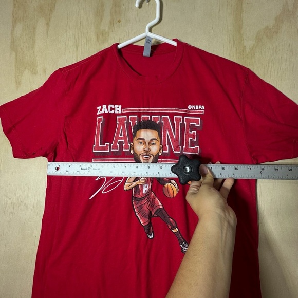 Zach Lavine #8 Cartoon T Shirt NBA Next Level Apparel Mens Medium - Picture 5 of 7